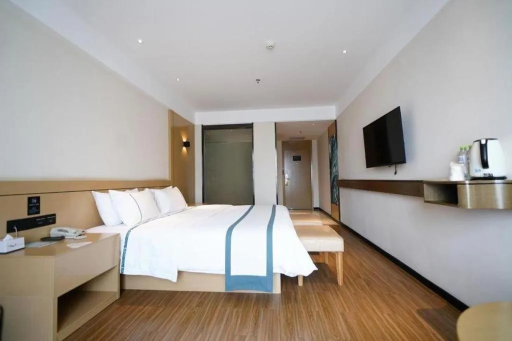 Bed in City Comfort Inn Zhanjiang Xuwen Port Wharf Passenger Station