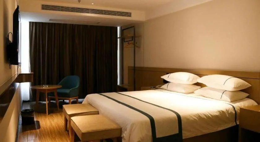 Bed in City Comfort Inn Zhanjiang Xuwen Port Wharf Passenger Station