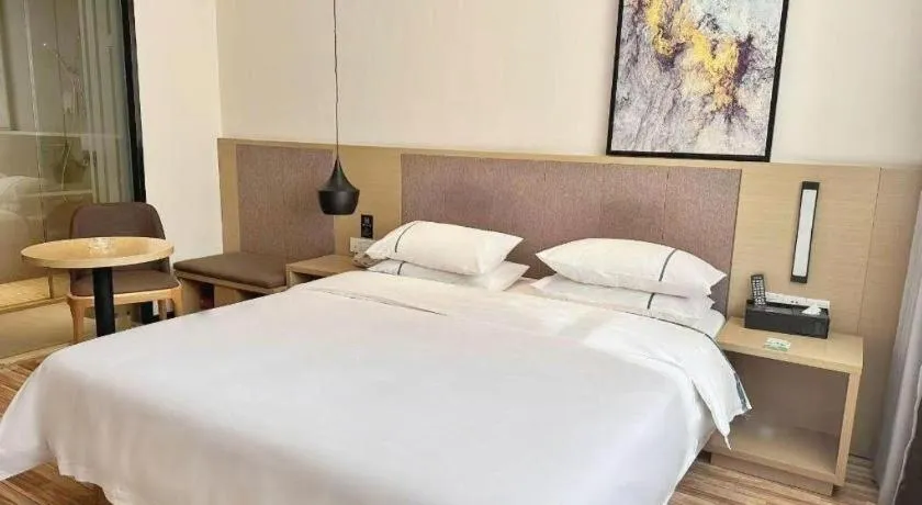 Bed in City Comfort Inn Tianmen Xincheng Walmart