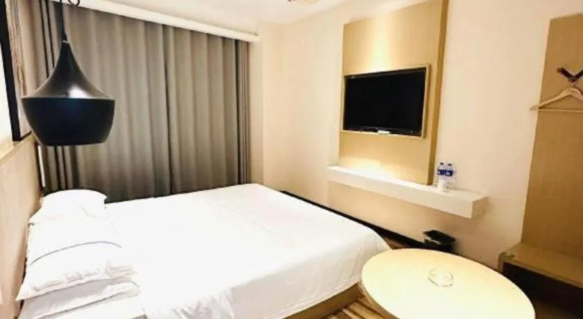 Bed in City Comfort Inn Tianmen Xincheng Walmart