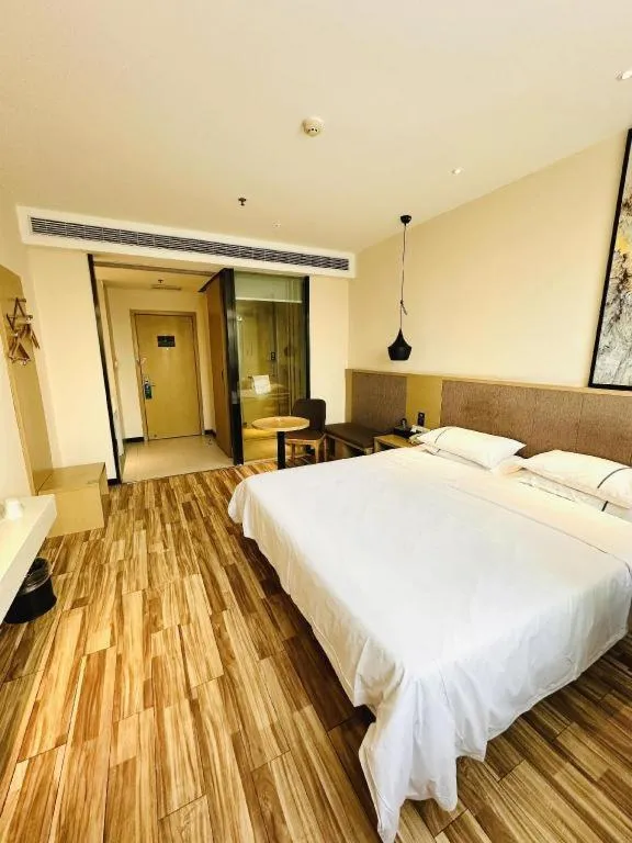 Bed in City Comfort Inn Tianmen Xincheng Walmart