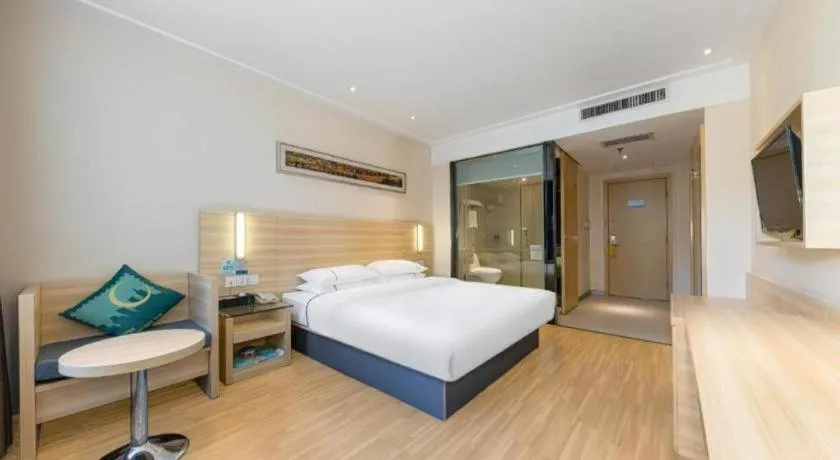 Bed in City Comfort Inn Jingmen Zhongjian Jinxiang Square