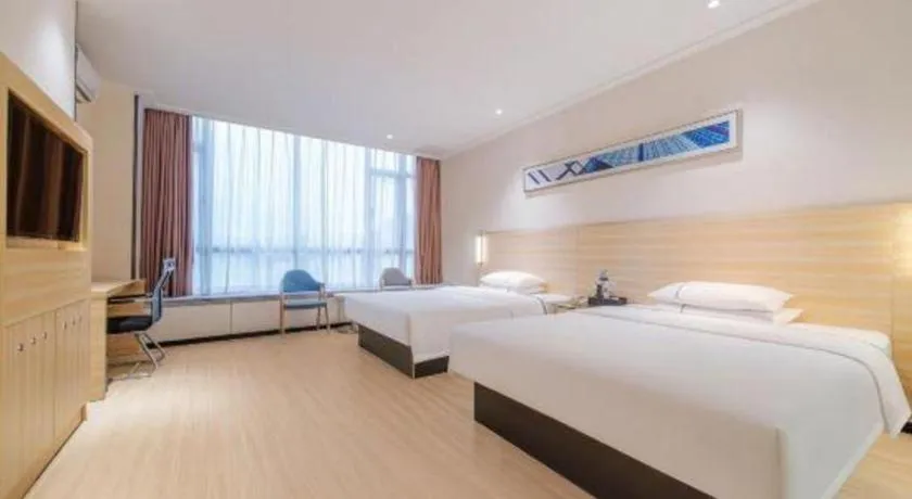 Bed in City Comfort Inn Maoming Xinyi Yudu Park