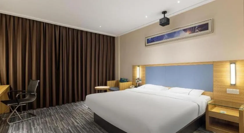 Bed in City Comfort Inn Liuzhou The Mixc Xijiang Road