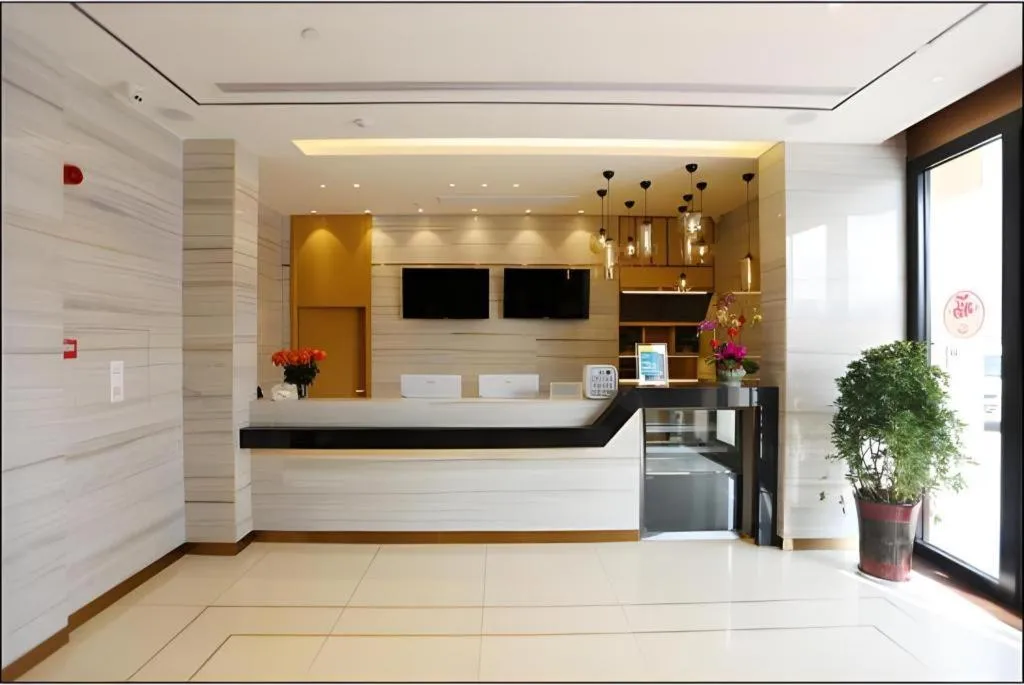 City Comfort Inn Rizhao High-speed Railway Station Yingbin Road RT-Mart