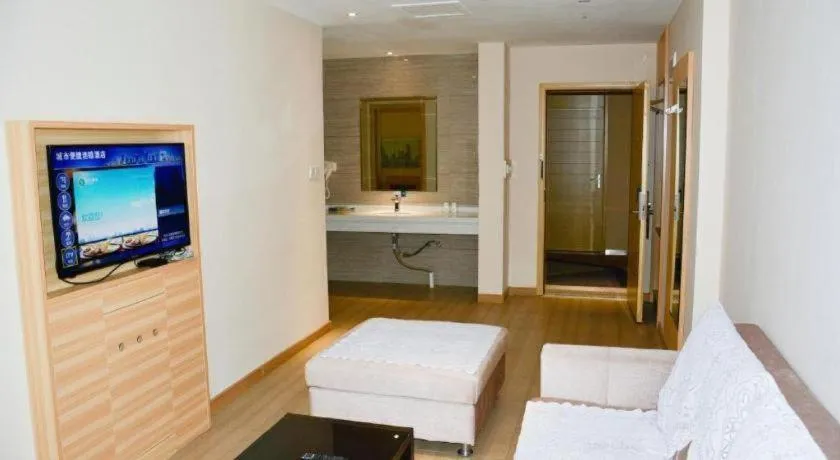 Bed in City Comfort Inn Jingzhou Railway Station Fantawild