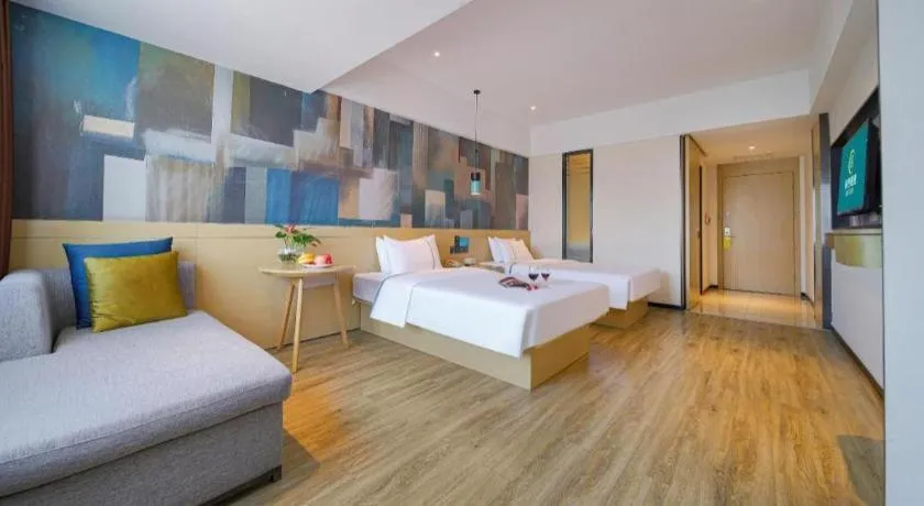 Bed in City Comfort Inn Chongqing Huangguan Dafuti