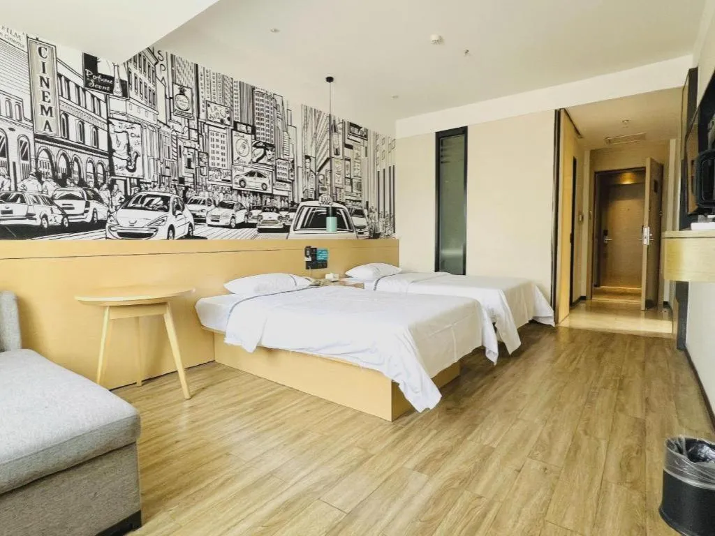 Bed in City Comfort Inn Chongqing Huangguan Dafuti