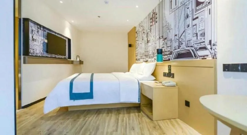 Bed in City Comfort Inn Chongqing Huangguan Dafuti