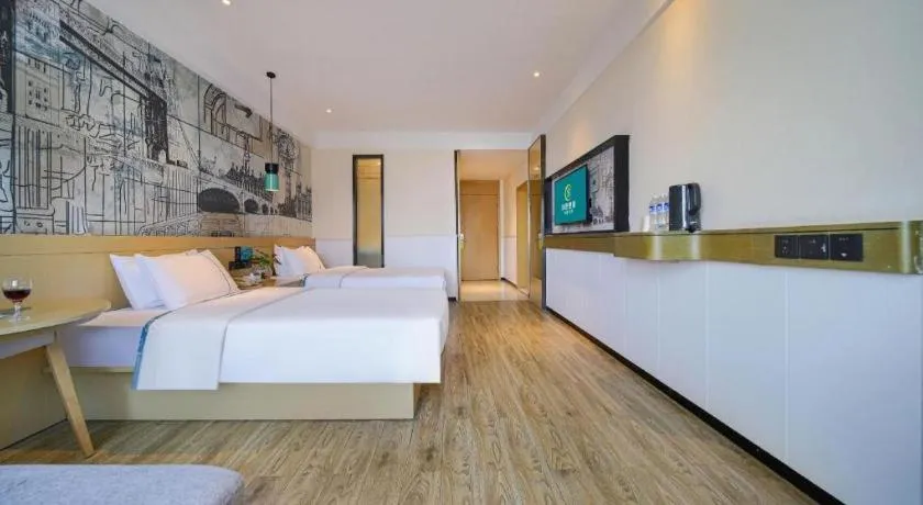 Bed in City Comfort Inn Chongqing Huangguan Dafuti