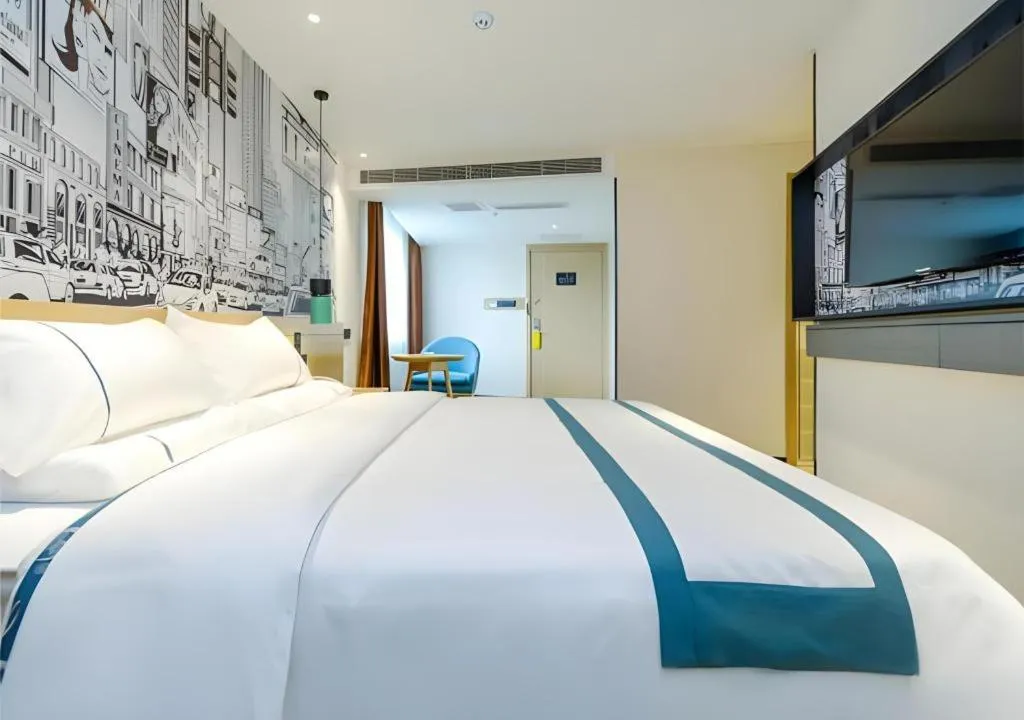 Bed in City Comfort Inn Chongqing Huangguan Dafuti