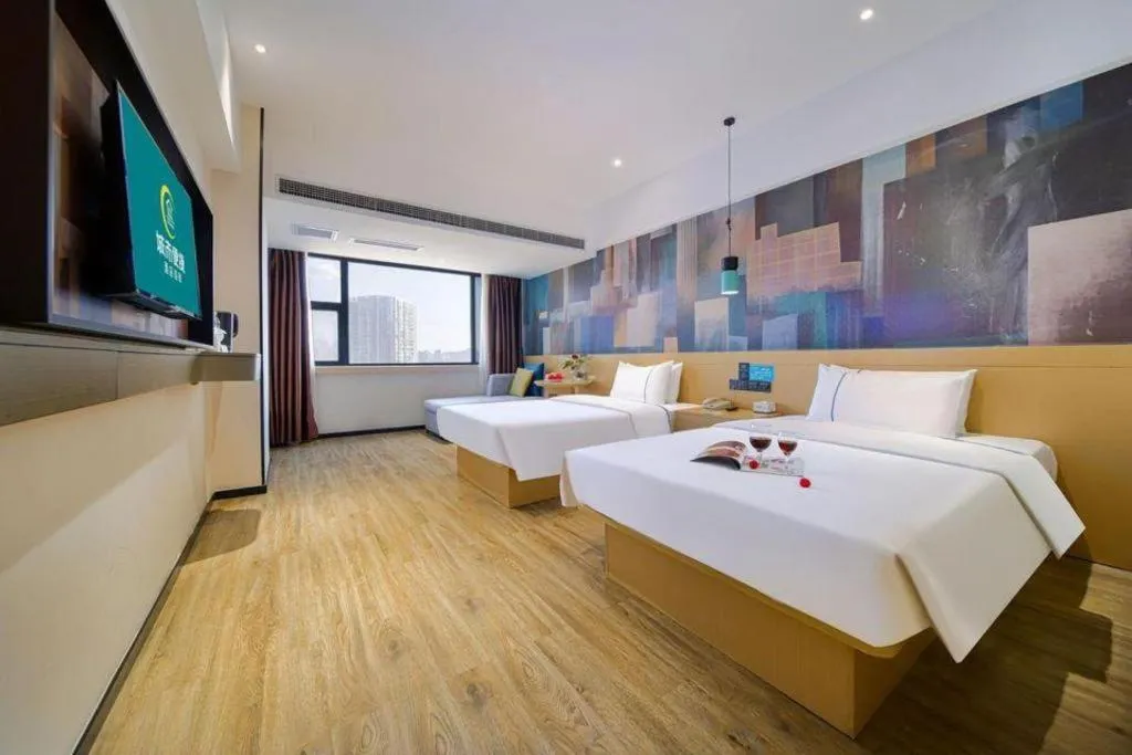 Bed in City Comfort Inn Chongqing Huangguan Dafuti