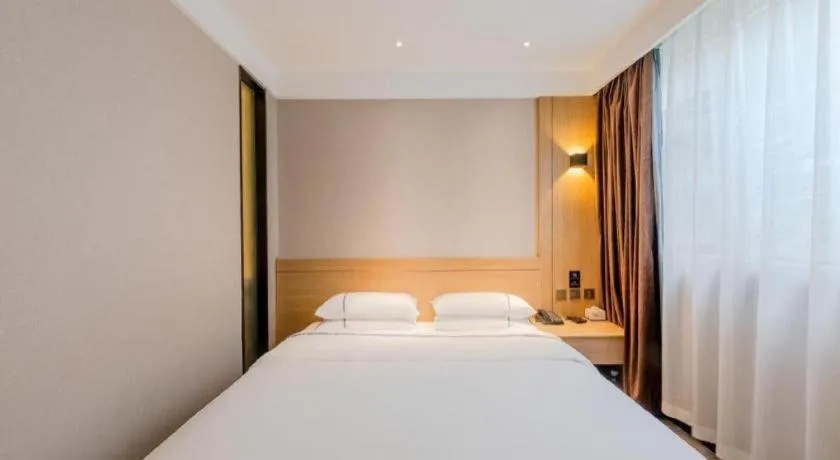 Bed in City Comfort Inn Shantou Huashan Road the MixC