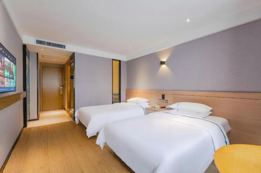 Bed in City Comfort Inn Shantou Huashan Road the MixC