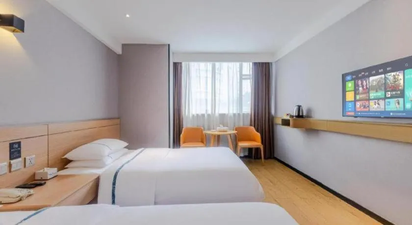 Bed in City Comfort Inn Shantou Huashan Road the MixC