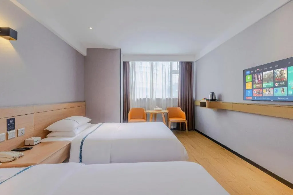 Bed in City Comfort Inn Shantou Huashan Road the MixC