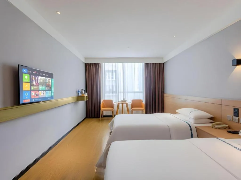 Bed in City Comfort Inn Shantou Huashan Road the MixC
