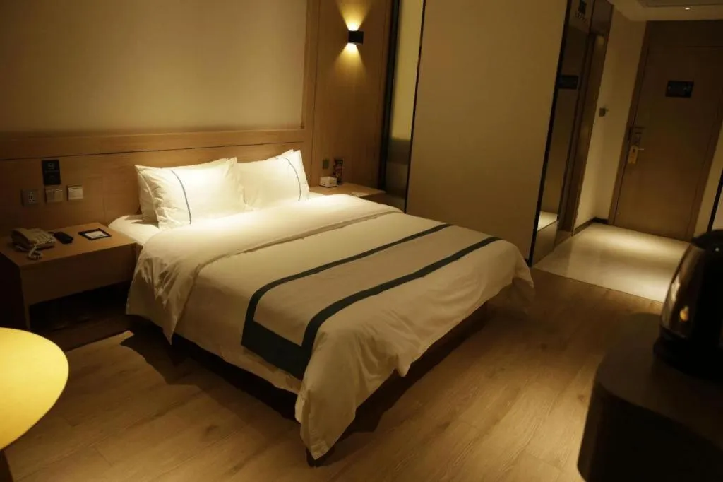 Bed in City Comfort Inn Shantou Huashan Road the MixC