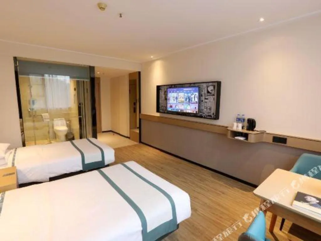 Bed in City Comfort Inn Xiantao Avenue Wangzhou Bridge Wushang