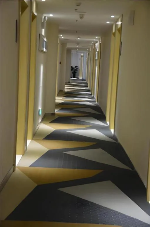 City Comfort Inn zhongshan Lihe Square Walmart