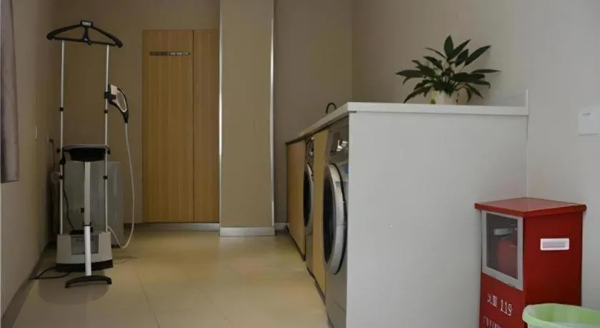 City Comfort Inn zhongshan Lihe Square Walmart