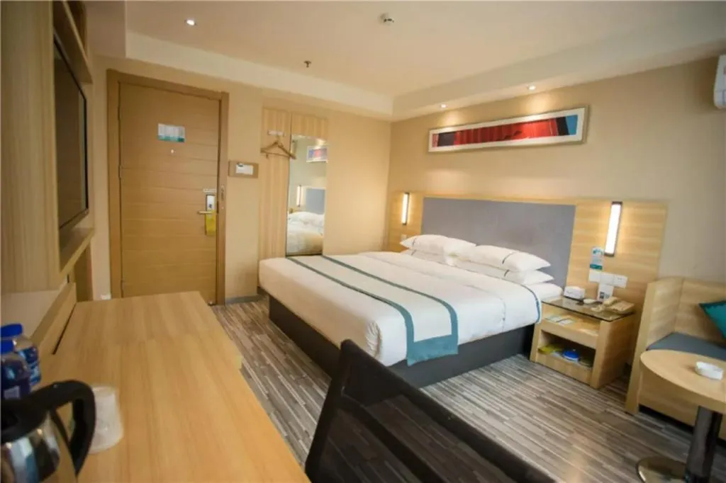 Bed in City Comfort Inn Nanchang Bayi Square Dinggong Road