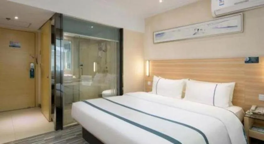 Bed in City Comfort Inn Nanchang Bayi Square Dinggong Road