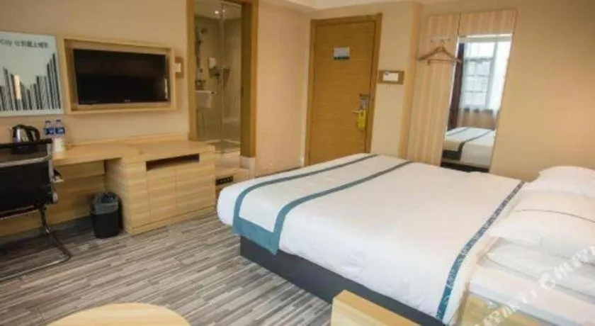 Bed in City Comfort Inn Nanchang Bayi Square Dinggong Road