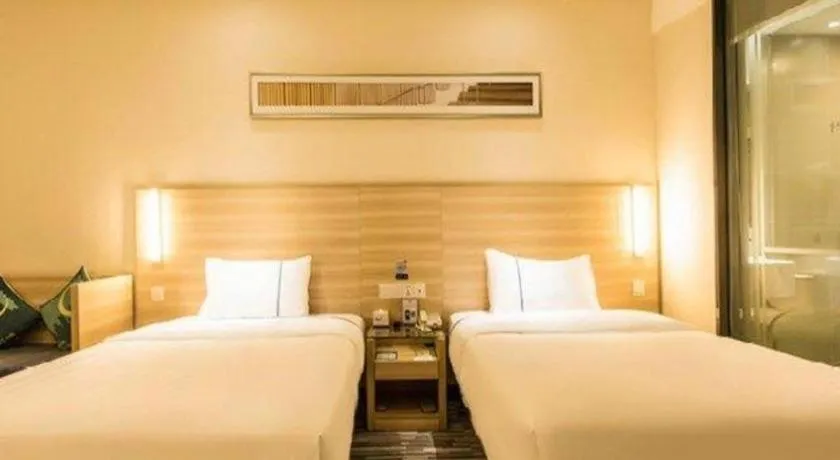 Bed in City Comfort Inn Guigang Pingnan Bus Station Jiangbin Park