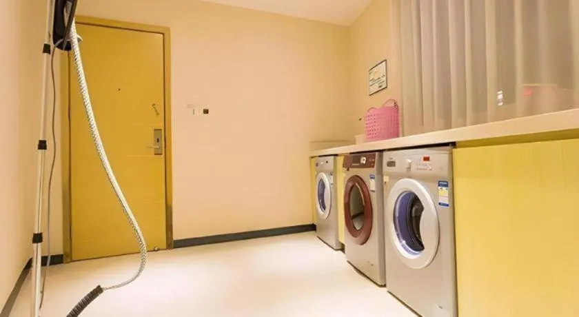 City Comfort Inn Guigang Pingnan Bus Station Jiangbin Park