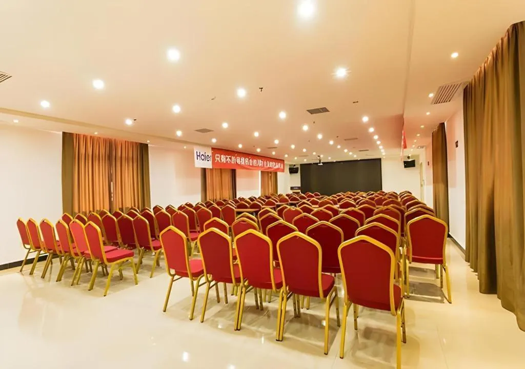 City Comfort Inn Guigang Pingnan Bus Station Jiangbin Park