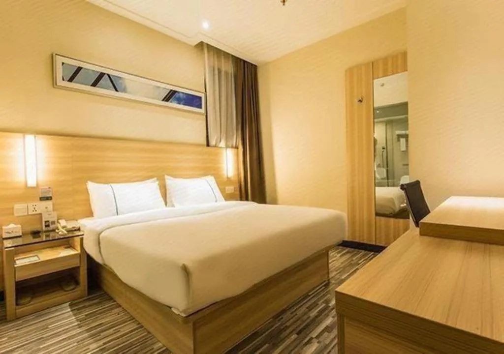 Bed in City Comfort Inn Guigang Pingnan Bus Station Jiangbin Park