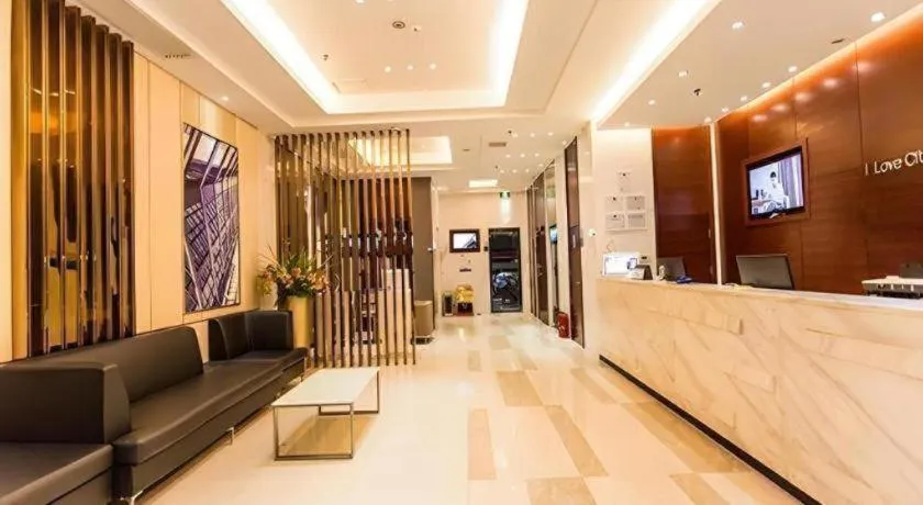 City Comfort Inn Guigang Pingnan Bus Station Jiangbin Park