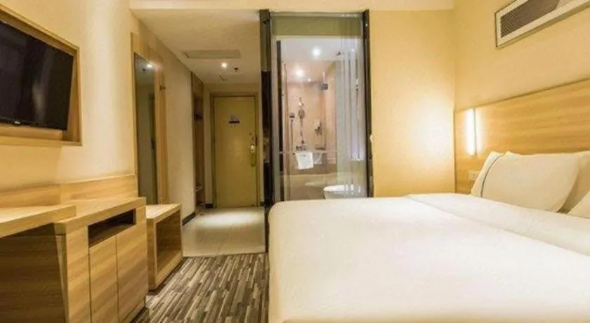 Bed in City Comfort Inn Guigang Pingnan Bus Station Jiangbin Park