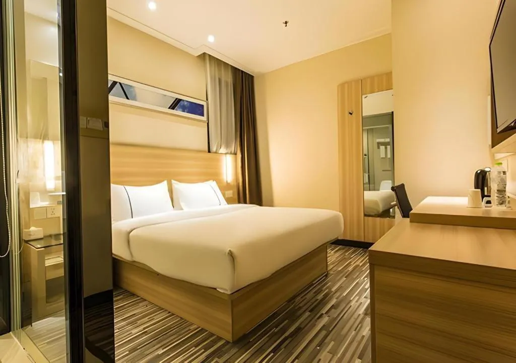 Bed in City Comfort Inn Guigang Pingnan Bus Station Jiangbin Park