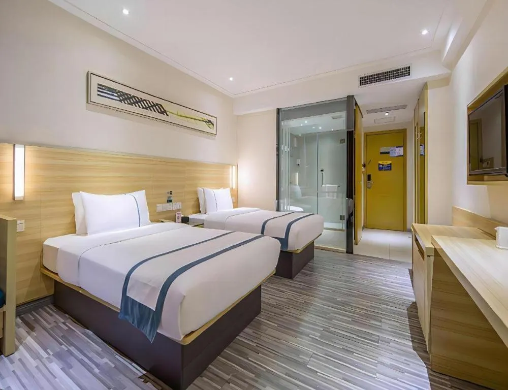 Bed in City Comfort Inn Zhanjiang Middle Renmin Avenue Dingsheng Square