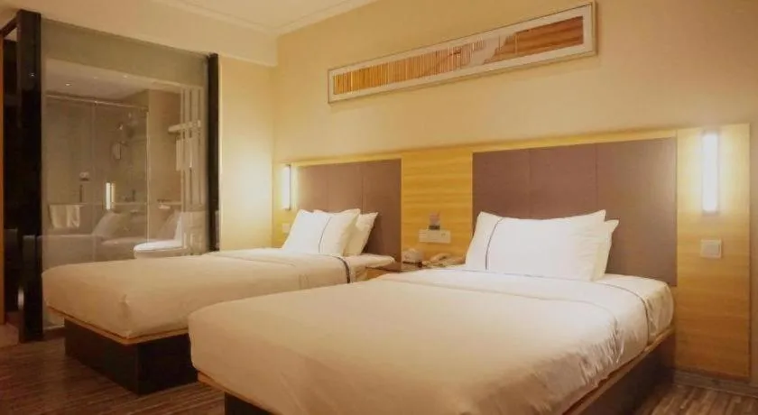 Bed in City Comfort Inn Zhanjiang Middle Renmin Avenue Dingsheng Square
