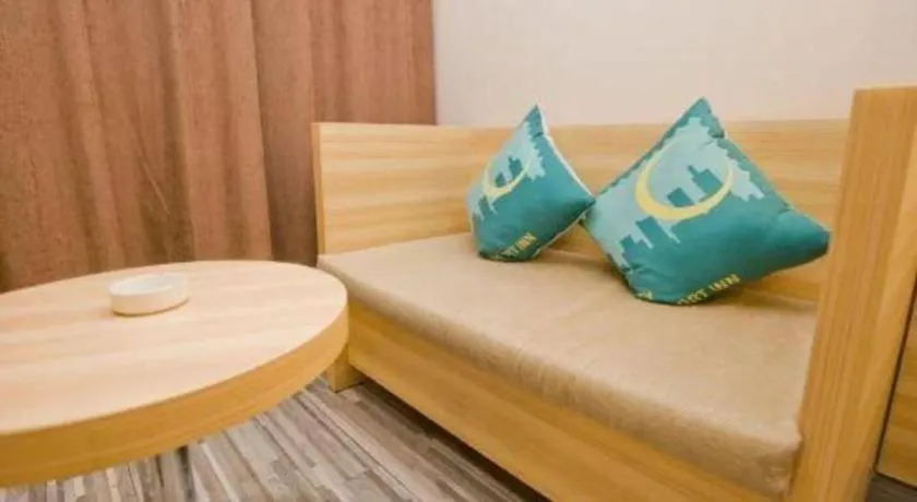 Bed in City Comfort Inn Zhanjiang Middle Renmin Avenue Dingsheng Square