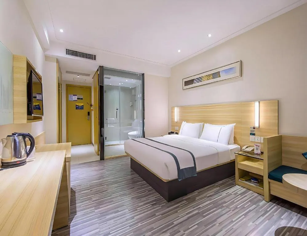 Bed in City Comfort Inn Zhanjiang Middle Renmin Avenue Dingsheng Square