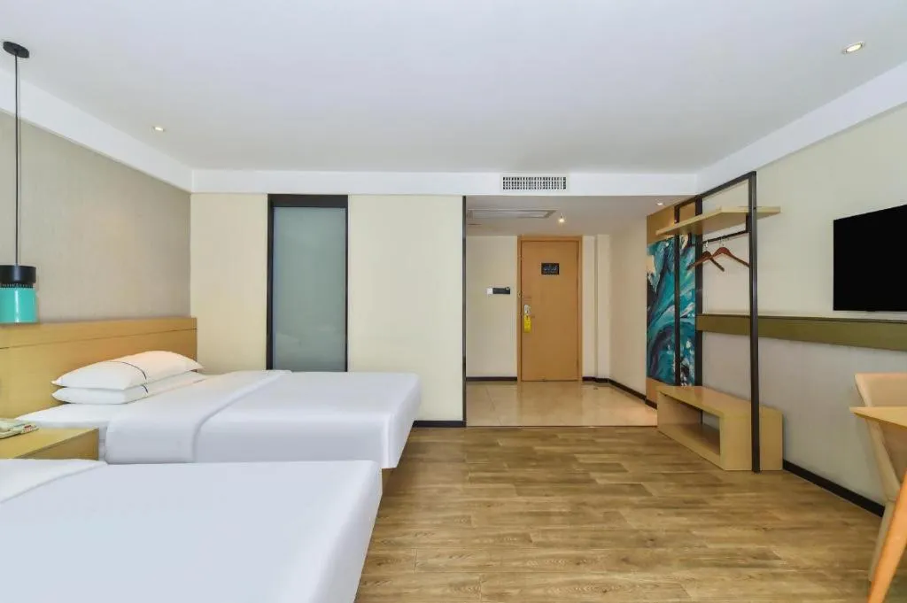 Bed in City Comfort Inn Guiyang North High Speed Railway Station