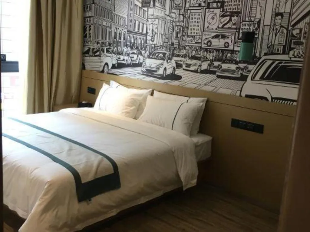 Bed in City Comfort Inn Zunyi Wuchuan