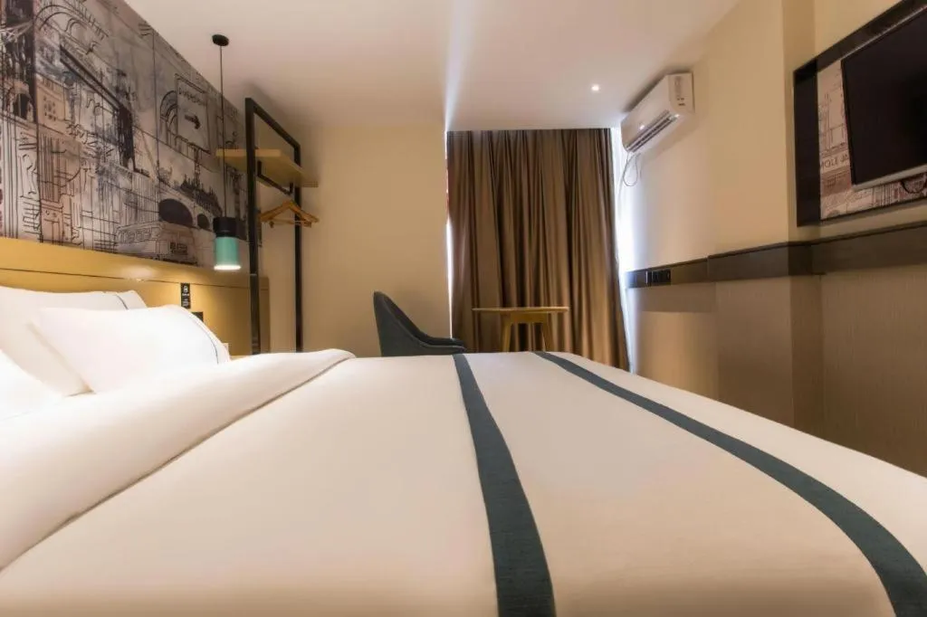 Bed in City Comfort Inn Nanning Shuangyong Road Guangxi Medical University