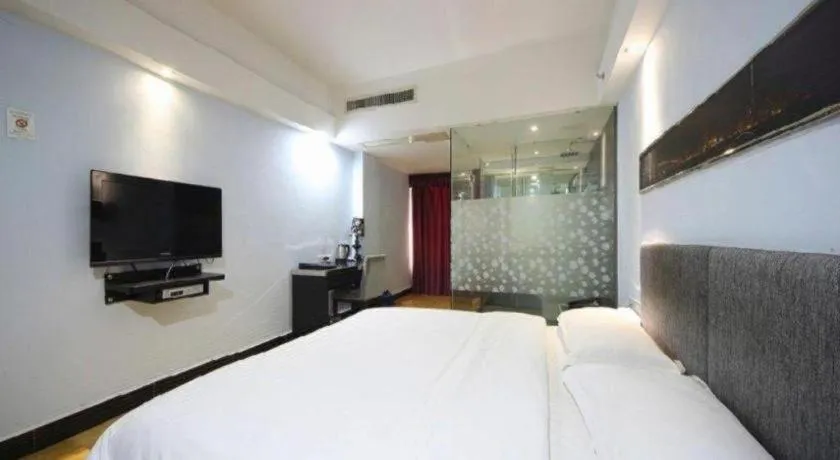 Bed in City Comfort Inn Nanning Shuangyong Road Guangxi Medical University