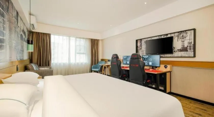 Bed in City Comfort Inn Nanning Kede Zoo Qingchuan Metro Station