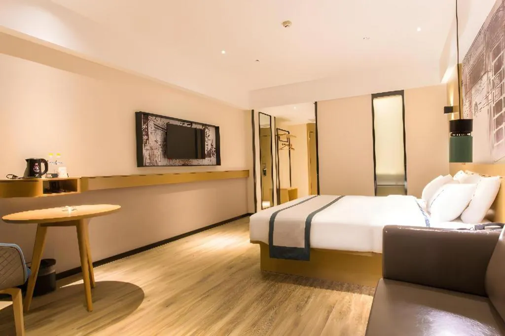 Bed in City Comfort Inn Nanning Kede Zoo Qingchuan Metro Station