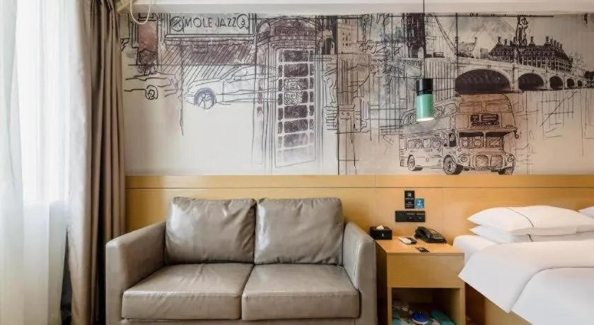 Bed in City Comfort Inn Nanning Kede Zoo Qingchuan Metro Station