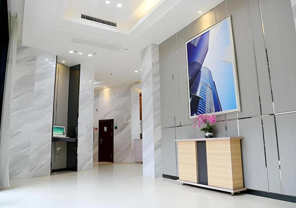 City Comfort Inn Lichuan Railway Station Tenglong Cave