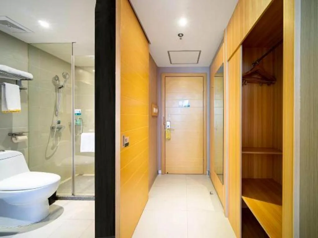 City Comfort Inn Lichuan Railway Station Tenglong Cave