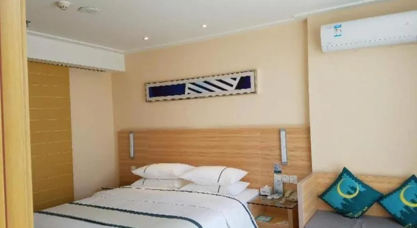 Bed in City Comfort Inn Lichuan Railway Station Tenglong Cave