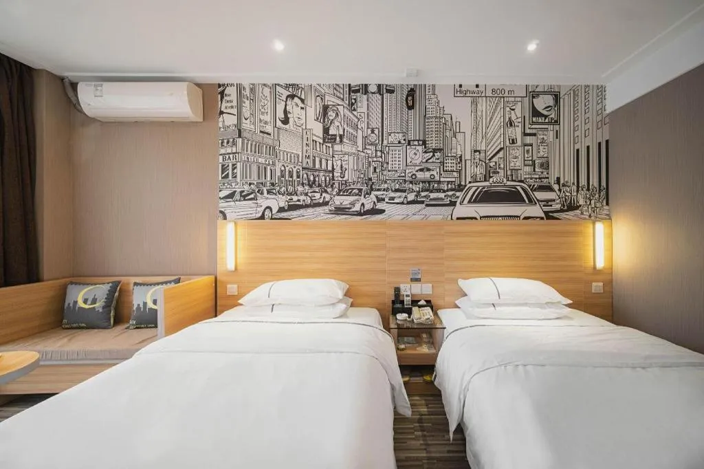 Bed in City Comfort Inn Lichuan Railway Station Tenglong Cave